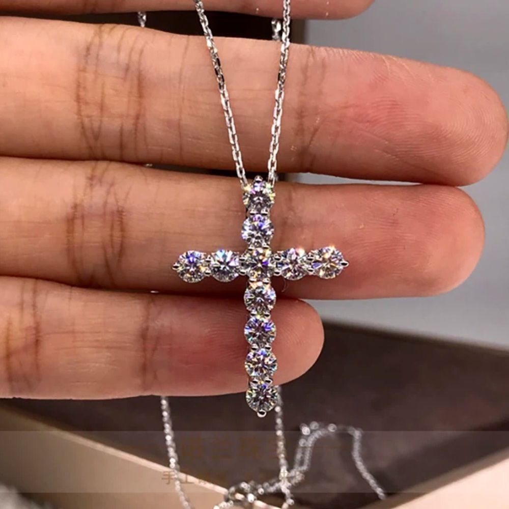💎Gorgeous Brilliant Cut Zircon Cross Pendant Necklace